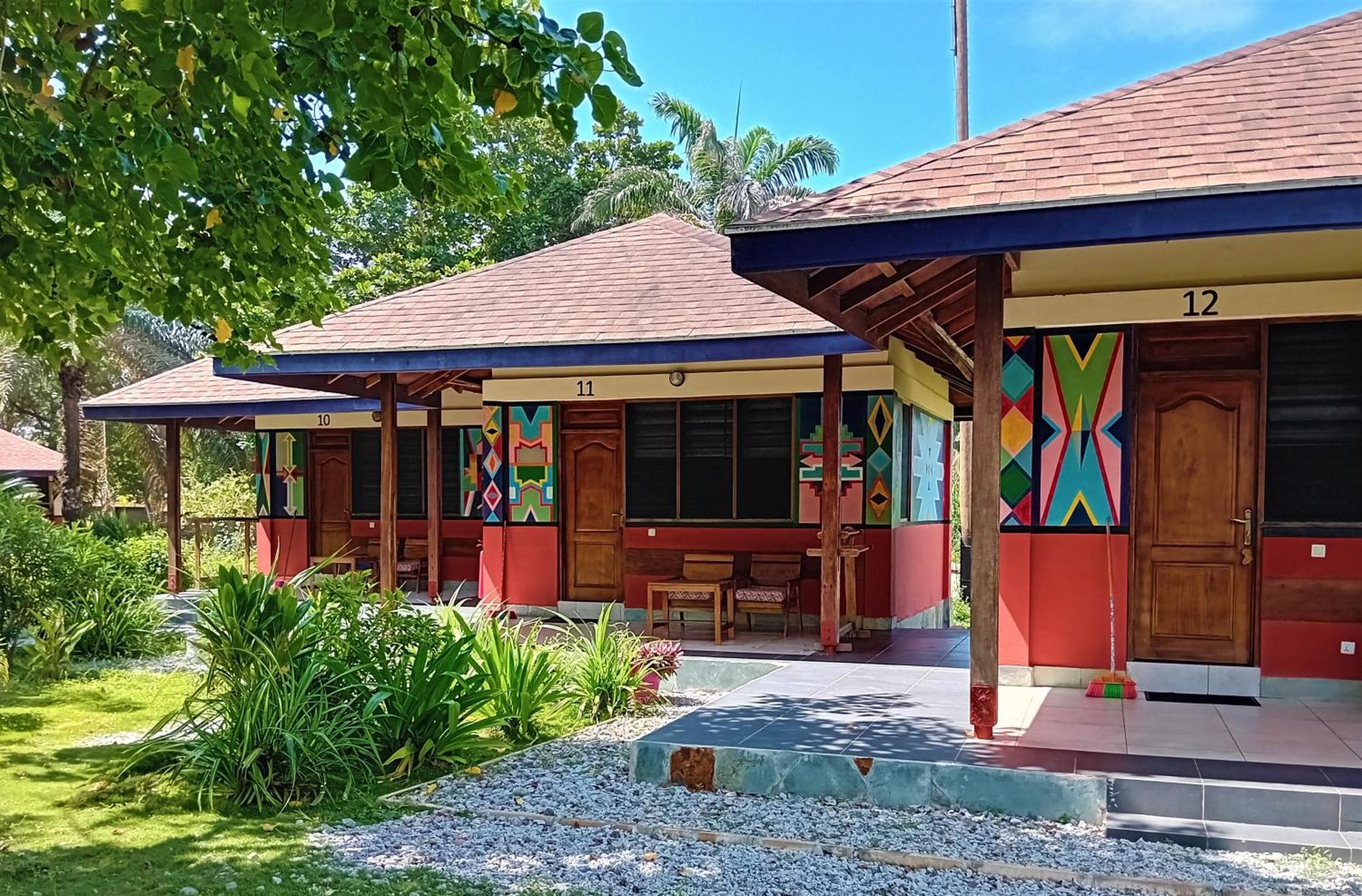 Ko-Sa Beach Resort Ltd Ampeni Buitenkant foto